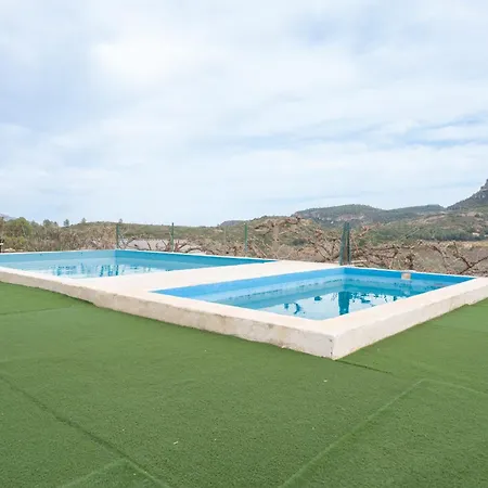 Holiday home Falaguera 5